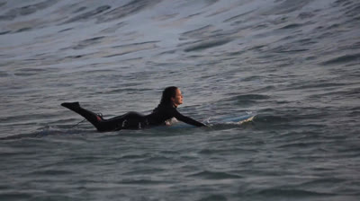 Letter to my Mother Ocean – La vida de mujeres y el surf en Bretaña - Documental