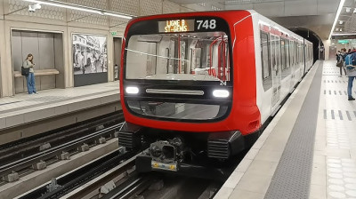 Premier tour dans le MPL16 747 - 748 sur la ligne B du métro de Lyon