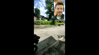 Mi alumna me regalan una manilla hecha con mucho amor.