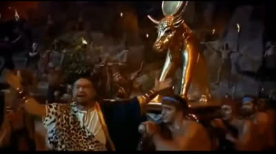 Quién no recuerda la grandiosa película de Moisés y cuando encontró al pueblo de Israel adorando un becerro de oro...