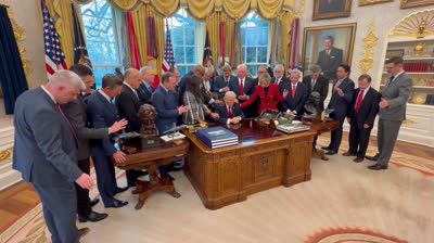 TRUMP Y EL SIONISMO CRISTIANO. El anticristo disfrazado de "patriota evangelico"