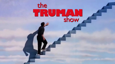 THE TRUMAN EDIT : Un mur bleu pour horizon