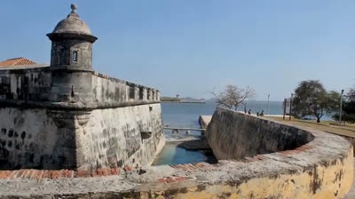 INGLATERRA robó... ESPAÑA construyó