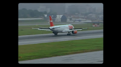 Maior acidente aéreo do brasil   o Airbus A-320 da TAM em São Paulo