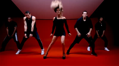 Wanessa Camargo - Worth It (4K Vídeo)