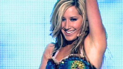 Ashley Tisdale - Be Good to Me (4K Vídeo)