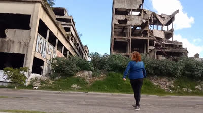 ALTOS BESOS (CUMBIA)