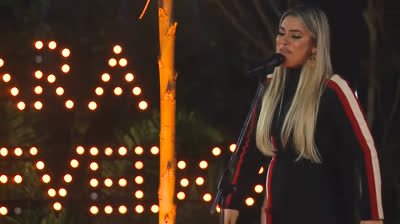 NAIARA AZEVEDO TOTALMENTE DIFERENTE
